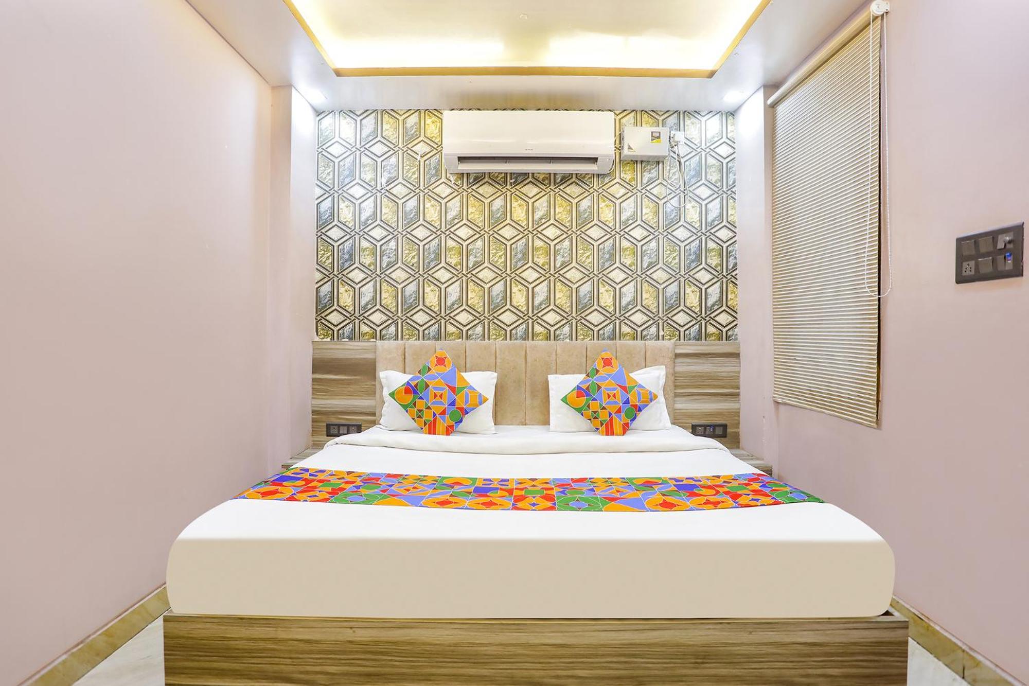 קאנפור Fabhotel The Palacio מראה חיצוני תמונה