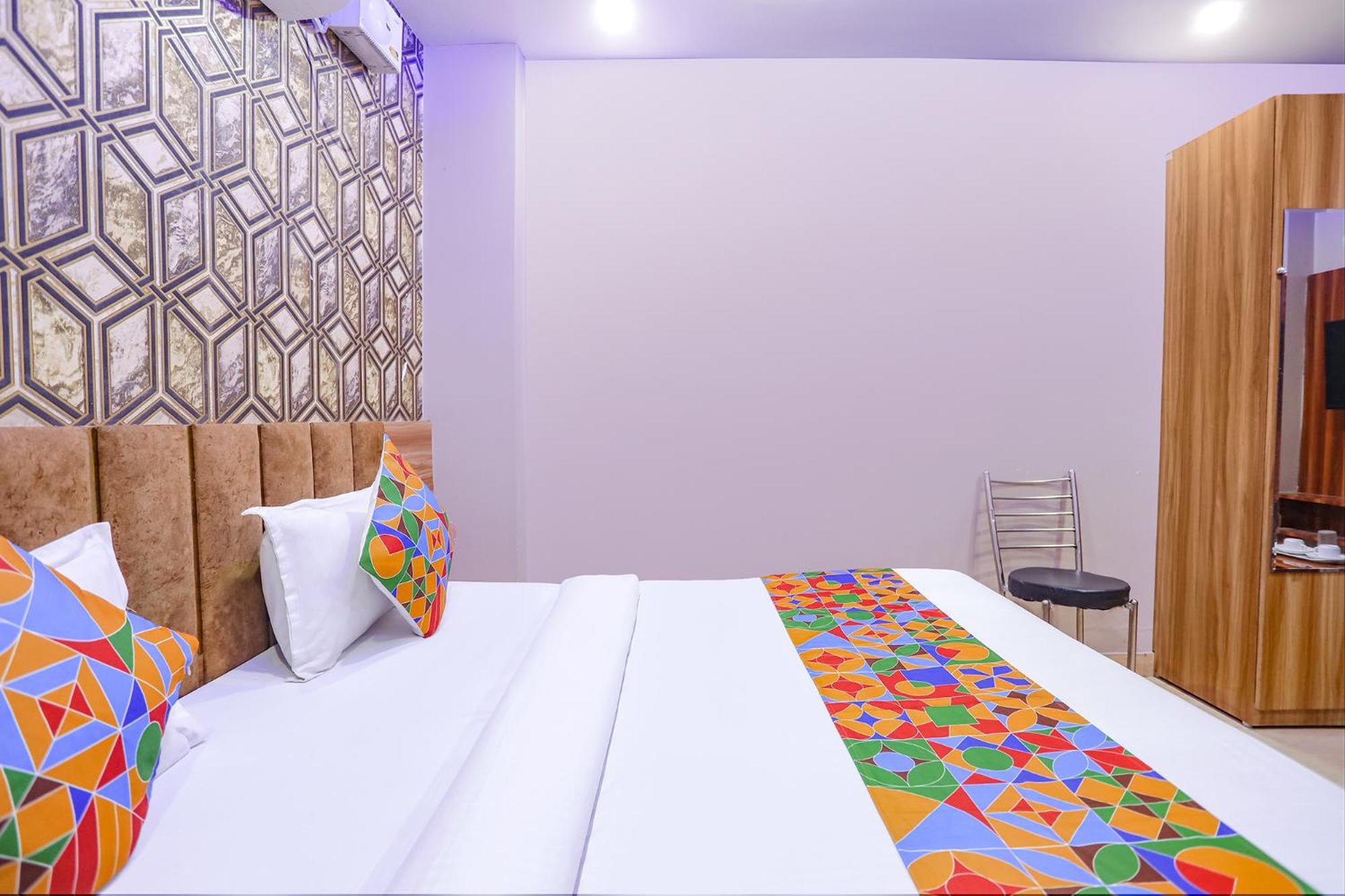 קאנפור Fabhotel The Palacio מראה חיצוני תמונה